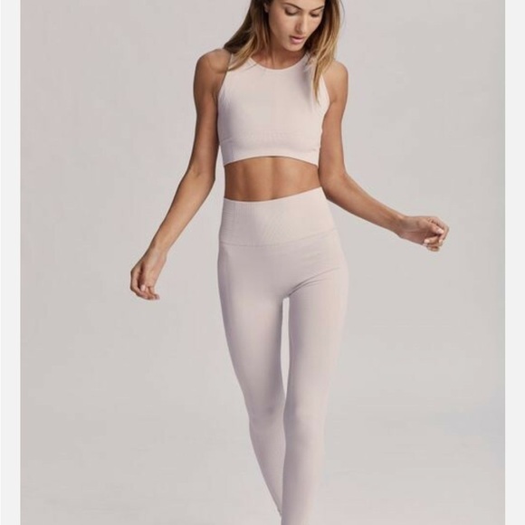 Anthropologie Leggings Seamless Design - Picture 8 of 15